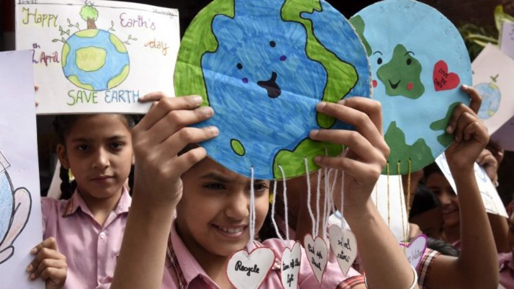 Earthday.org: reducir el consumo de plástico para el 2040