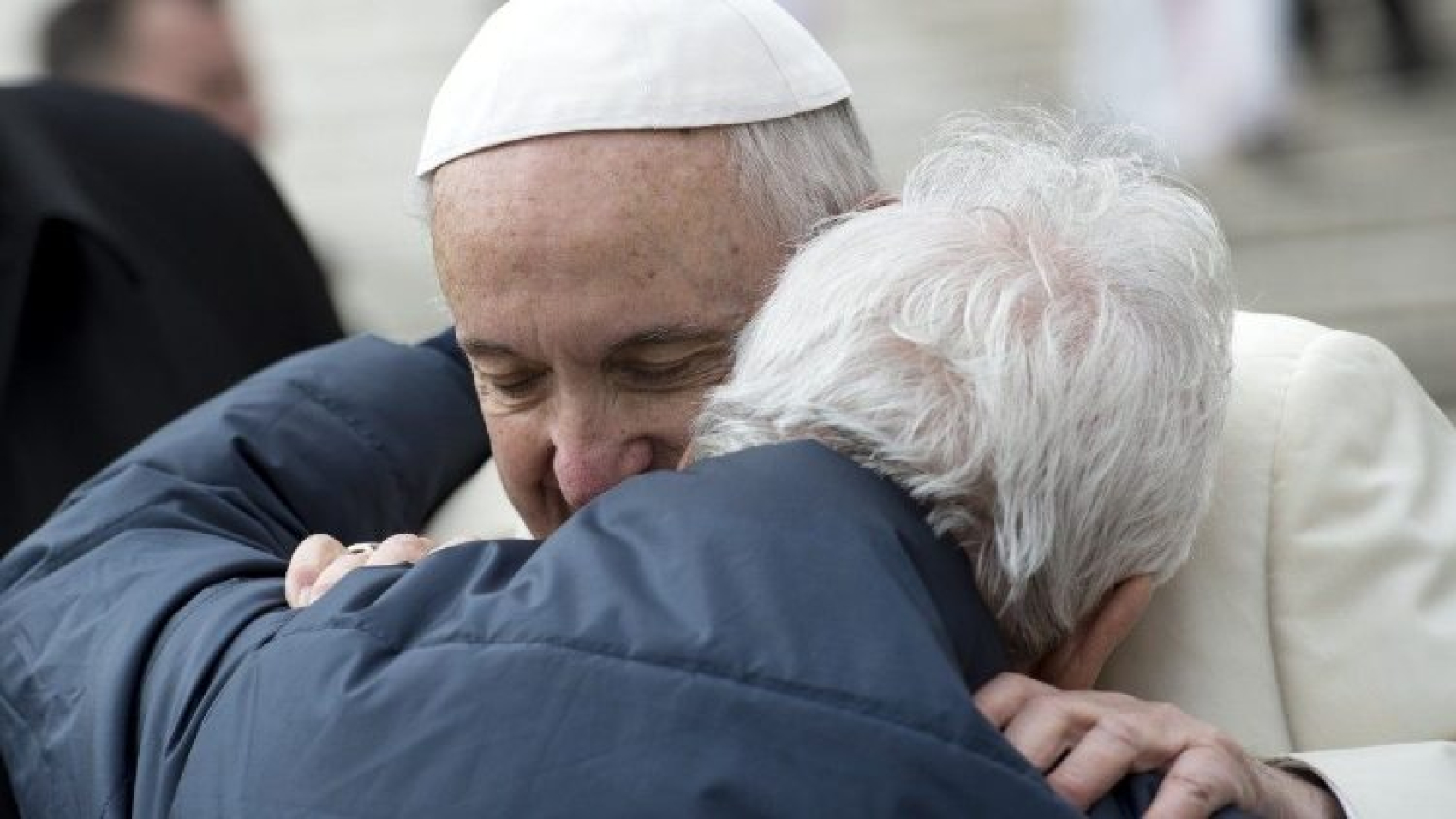 Francisco: Contra los ancianos una eutanasia encubierta