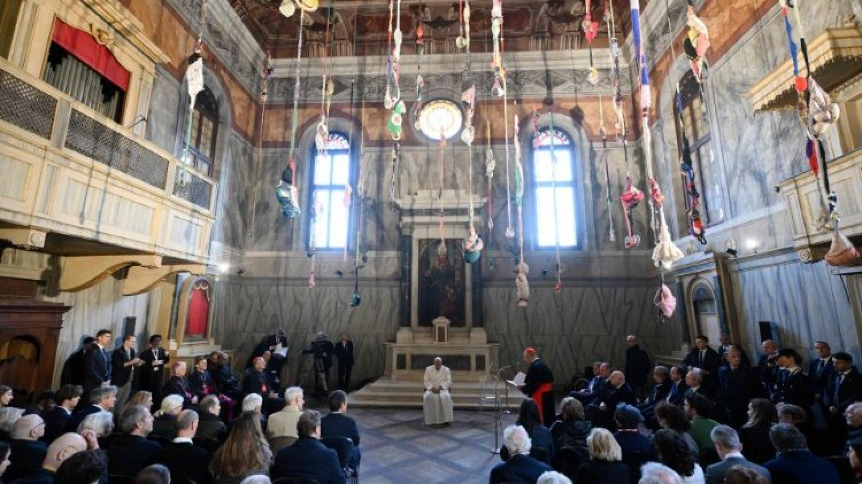 Bienal de Venecia, continúan los talleres y las visitas al Pabellón de la Santa Sede