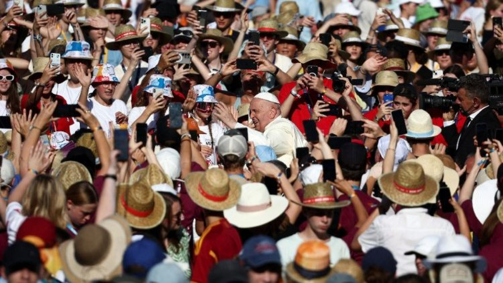 El Papa a acólitos: Di a tu prójimo ‘estoy contigo’ no con palabras, sino con el corazón