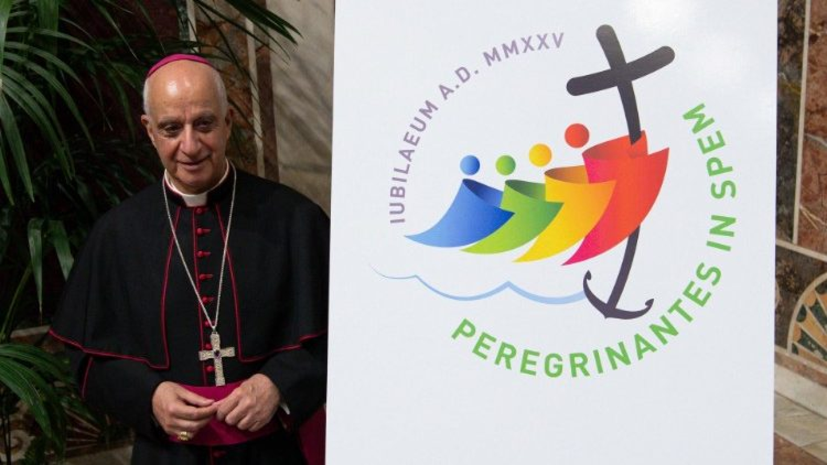 Fisichella a los diáconos: Hablen al mundo de la esperanza que no defrauda