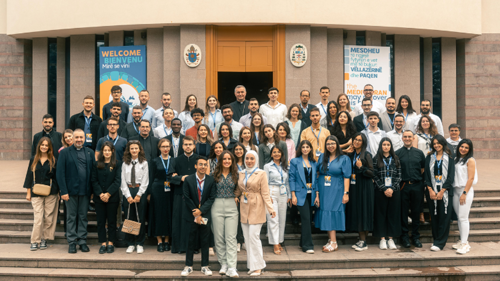 Un llamamiento a los jóvenes a la acción por un futuro fraterno