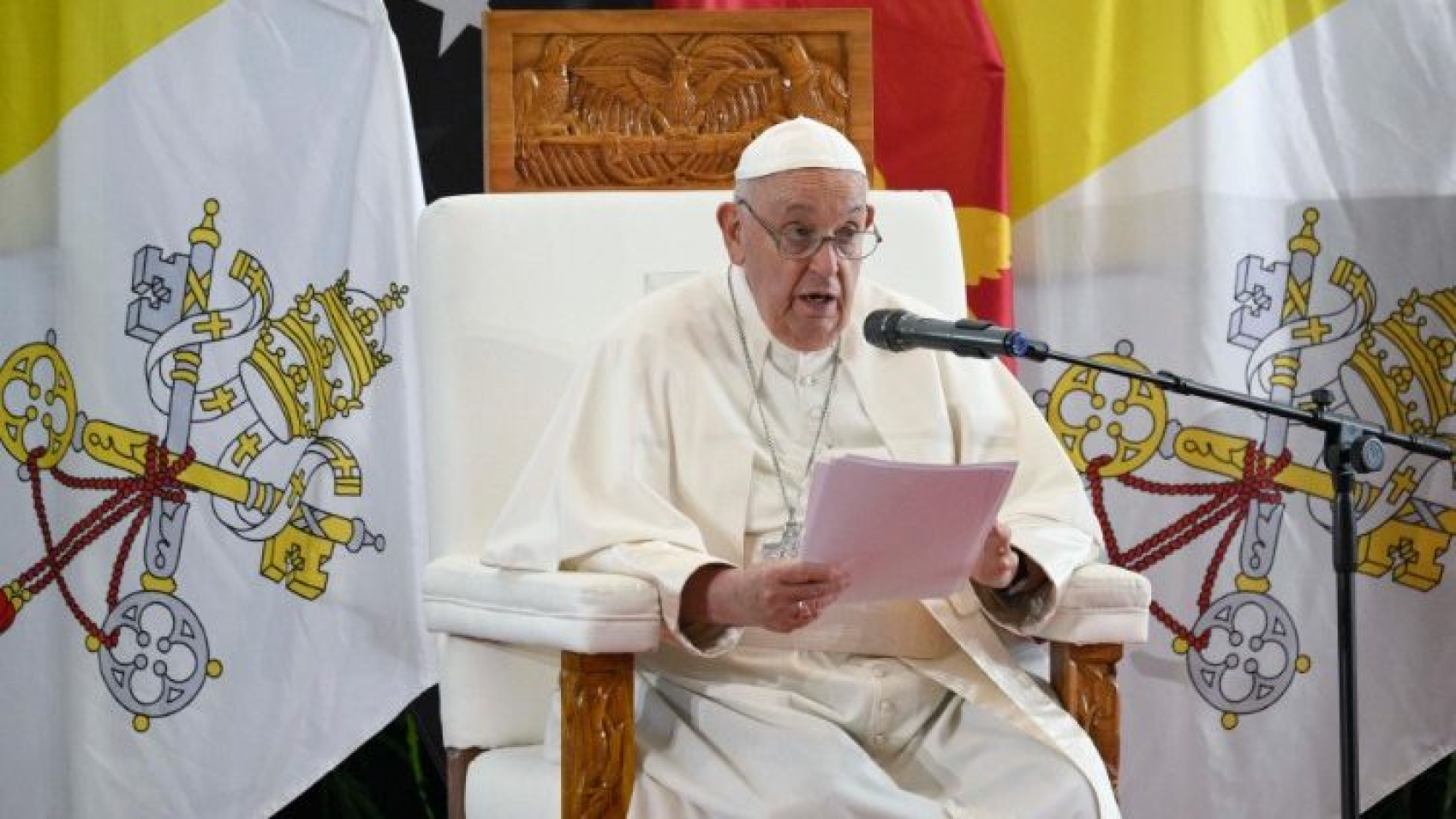 El Papa en Papúa Nueva Guinea: Un pueblo que reza tiene futuro