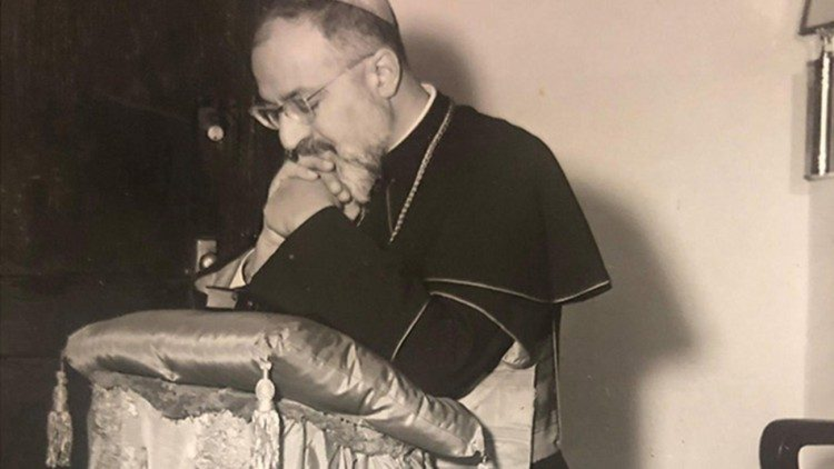 Beirut rinde homenaje a los restos del cardenal Agagianian