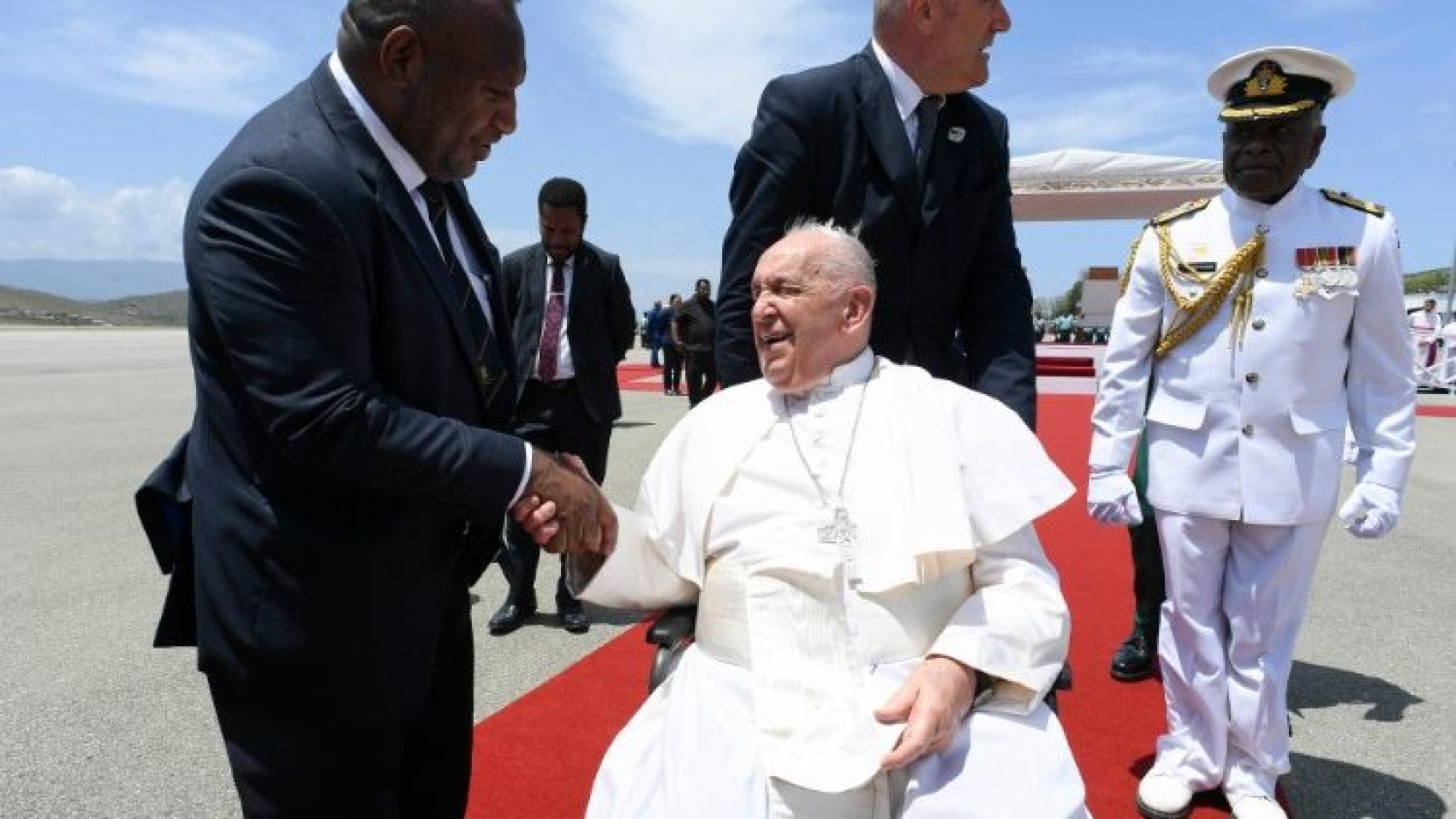 Francisco se despidió de Papúa Nueva Guinea rumbo a Timor Oriental