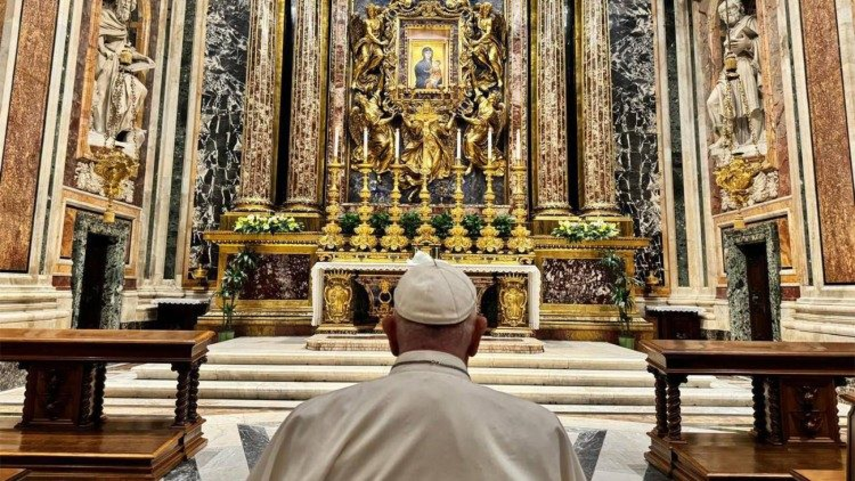 El Papa agradece a la Salus Populi Romani por su viaje a Asia y Oceanía