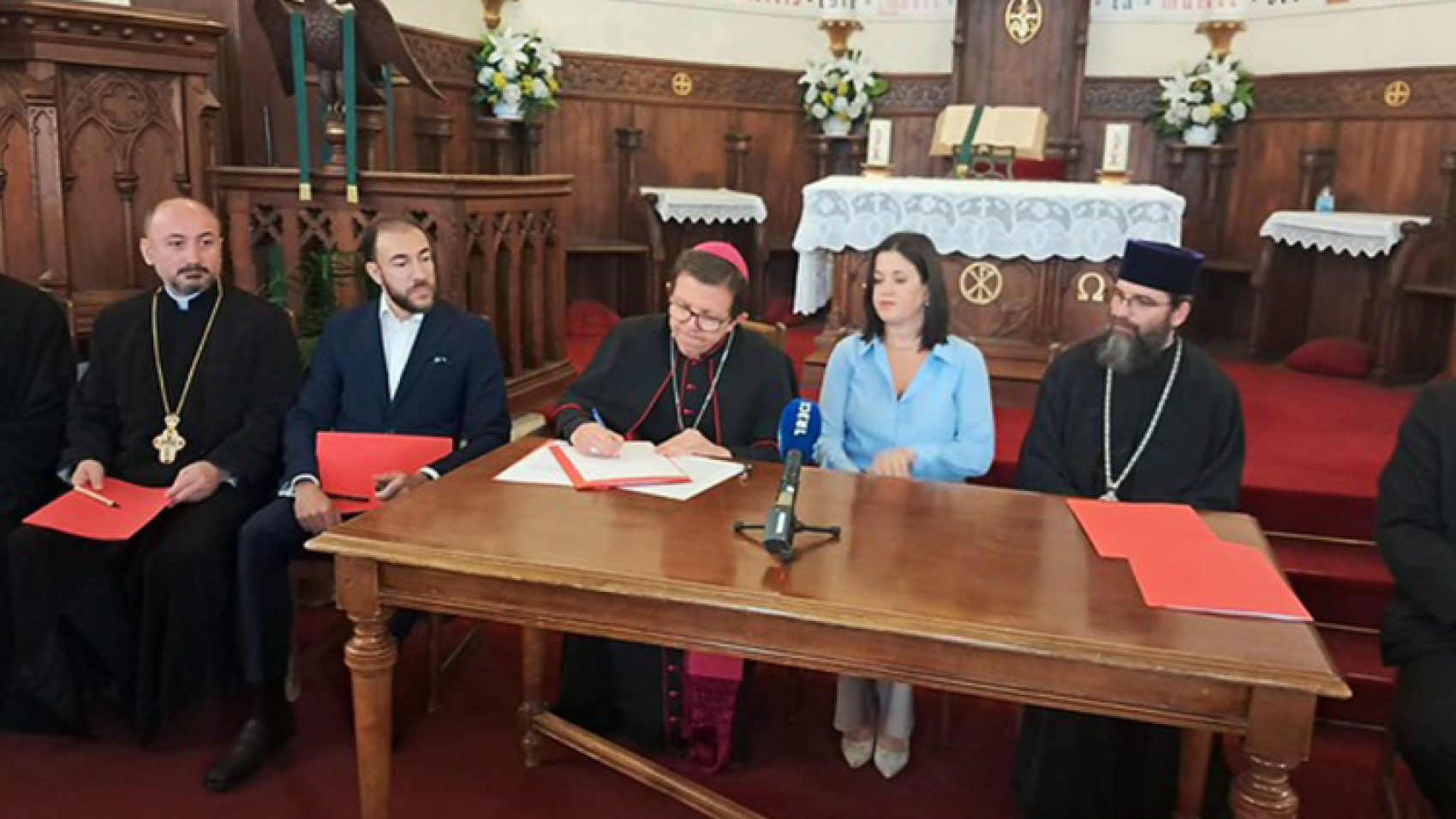 Los cristianos de España constituyen una Mesa de Diálogo Interconfesional