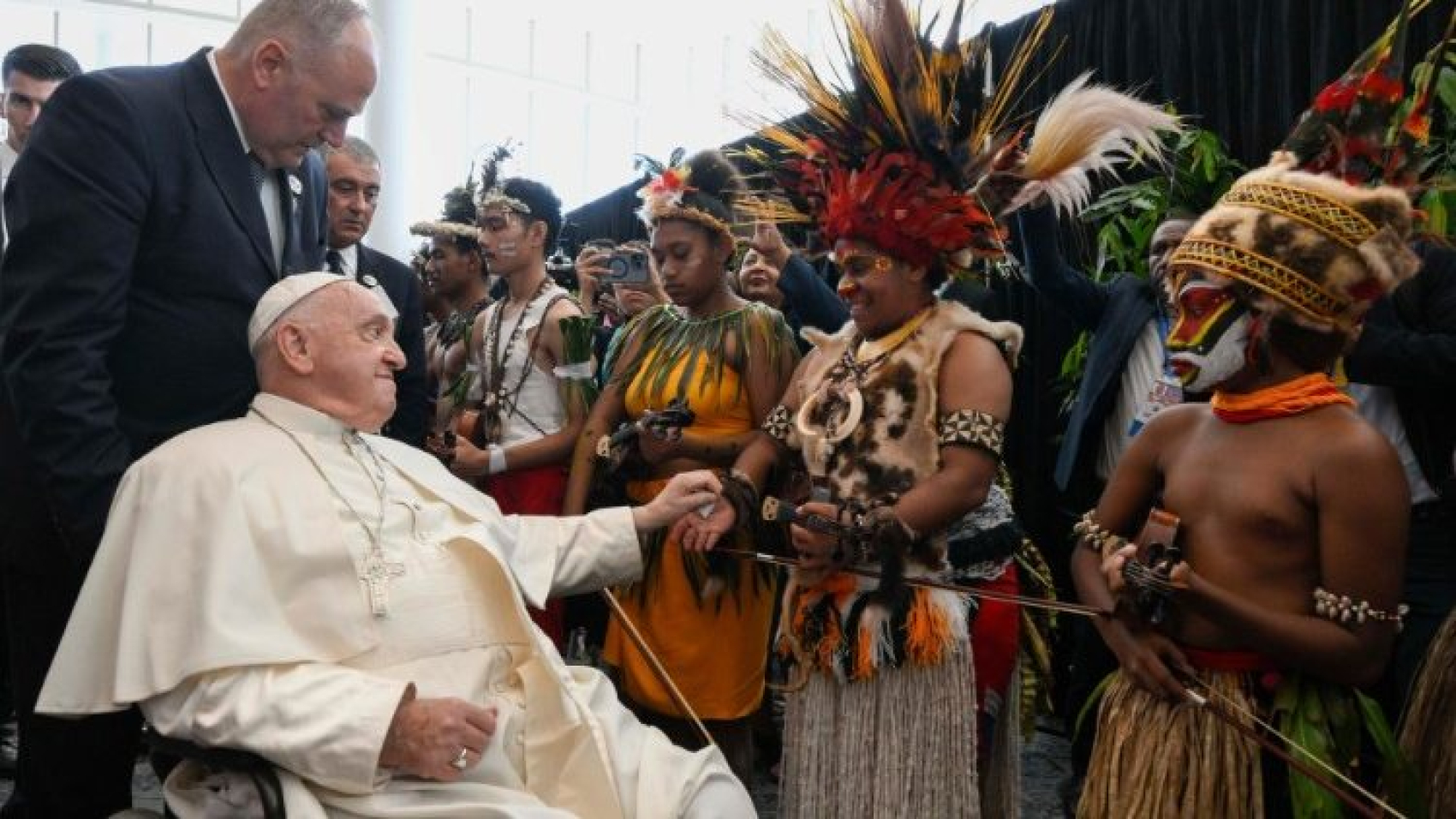 El Papa en Papúa Nueva Guinea, tierra de "extraordinaria riqueza cultural"